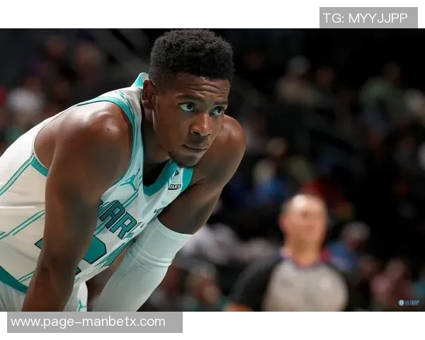 布兰登米勒下半场发力18分助球队逆转胜利展现出色状态